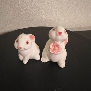 Vintage Avon Bunny Mates Salt & Pepper Shakers